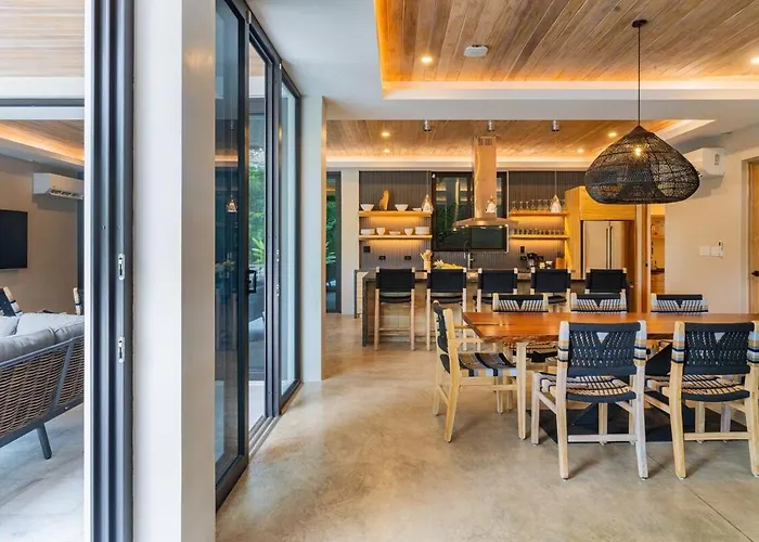 Villa Modern 4br With Pool, Walk2beach, Yoga Deck, Sleeps 14 Nosara