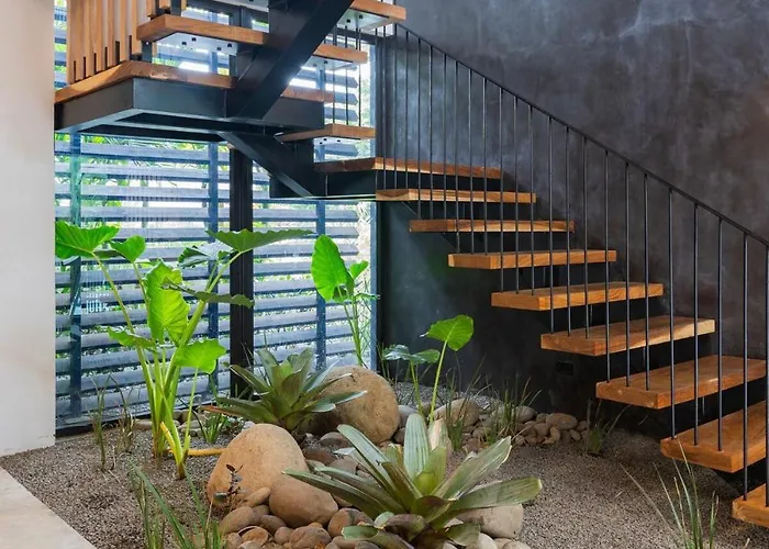 Modern 4br With Pool, Walk2beach, Yoga Deck, Sleeps 14