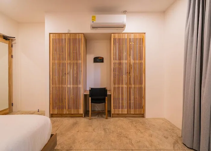 Modern 4br With Pool, Walk2beach, Yoga Deck, Sleeps 14 Villa *