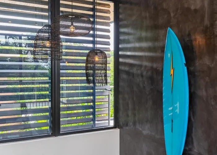 Modern 4br With Pool, Walk2beach, Yoga Deck, Sleeps 14 *