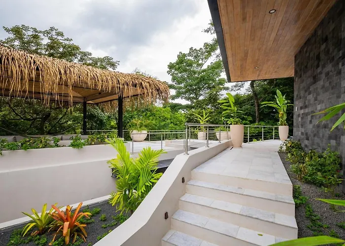 Villa Modern 4br With Pool, Walk2beach, Yoga Deck, Sleeps 14